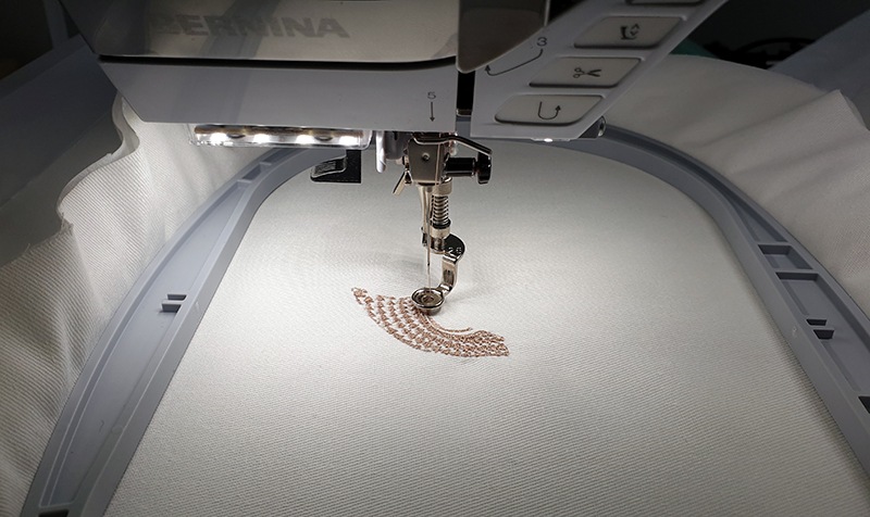 Embroidery Machine vs Sewing Machine
