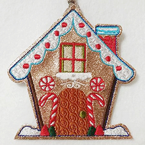 Read more about the article Sweet Gingerbread Houses by Sandra Fuller