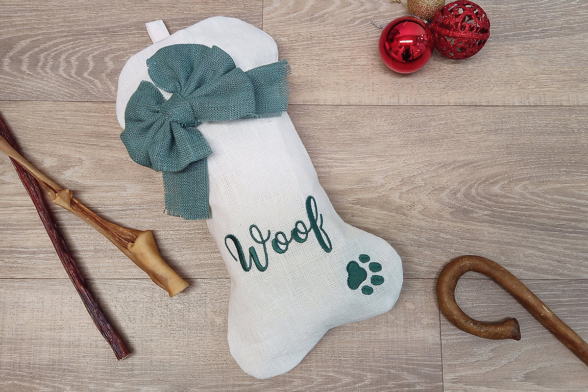 Hatch Embroidery pet Christmas stocking with lettering